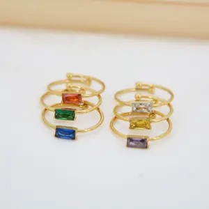 स्टॉक ज्वेल्स स्टेनलेस स्टील समायोज्य अंगूठी में 3*6mm वर्ग जिक्रोन पत्थर के साथ 14K सोने के गहने के लिए महिलाओं और महिला उपहार