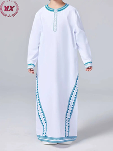 Abito <span class=keywords><strong>arabo</strong></span> <span class=keywords><strong>bianco</strong></span> fatto a mano da bambino ricamo blu tradizionale Design a maniche lunghe personalizzabile a colori in poliestere per ragazzi - Product Image 3