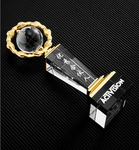 Trofeo de Cristal y Metal Personalizado con Logotipo y Texto Grabados para Premio a Tiendas, Regalo Corporativo Top 10 - Product Image 5