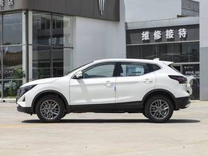 Nissan <span class=keywords><strong>Qashqai</strong></span> SUV Smart Edition Auto con Guida a Sinistra, Sedili in Pelle, Telecamera Posteriore, Portapacchi in Lega, Pneumatici R17 - Offerta GZD - Product Image 3