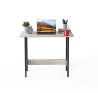 Mobilier de bureau convertible moderne Gustowe Table modulaire d'étude et d'ordinateur en bois et fer pour la maison, l'école et l'hôtel.