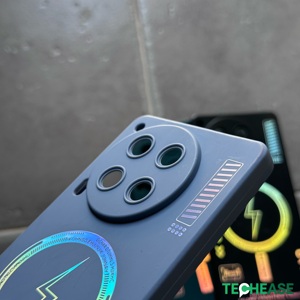 Coque Souple Anti-chute en TPU Doré Personnalisé avec Motif Éclair pour Tecno Spark 20 Pro, Camon 30 Premier, Pova 6 Neo – Édition Afrique OEM - Product Image 3