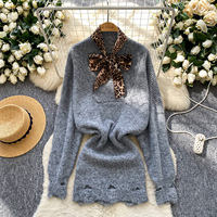 Robe pull élégante en maille marron pour femme, imprimé léopard, nœud papillon, col en V, manches longues déchirées, décontractée, pour l'automne