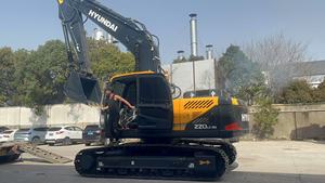 Offre Spéciale : Mini-Excavatrice Hydraulique Hyundai 220LC-9S d'Occasion à Bas Prix avec Moteur Japonais d'Origine à Shanghai - Product Image 5