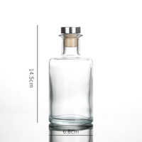 Bouteille de diffusion de parfum de roseau en verre sculpté unique de luxe 50ml 100ml 200ml aromathérapie à bouchon à vis aromatique arabe romain mat