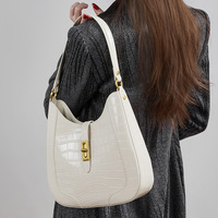 Sac à bandoulière et sacoche pour femme en cuir de vachette verni effet crocodile, grande capacité, design de niche 2026, OEM ODM, logo personnalisé