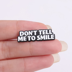 Cartoon Meisje Ontwerp Broche Zacht Email Badge Revers Pin Fabriek Leveren Metalen Ambachten Klaar Om Te Verzenden - Product Image 1
