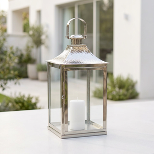 Farol de Metal de Acero Inoxidable con Parte Superior Martillada, Moderno, para Decoración del Hogar y Patio - Product Image 1