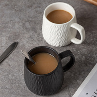 Couple de porcelaine noire de texture givrée à la main nordique tasses tasses bureau à domicile tasse à café en céramique blanche