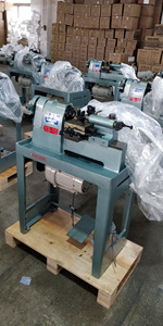 Tour horizontal industriel manuel Yb-15, centre de tournage léger, haute précision pour l'usinage de pièces d'outillage, 220V - Product Image 6
