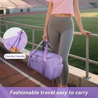 Durable 5.0 600D Polyester Résistant À L'eau Lovely Purple Mini 22L Duffel Bag pour Hommes Femmes Voyage Gym Grande Capacité Réutilisable