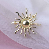Badge Métallique en Gros Personnalisé Léger Forme Ciel Étoilé Créatif Soleil – Fabrication Usine