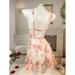 Avrupa ve Amerikan Kadınlar İçin Seksi ve Romantik İç Giyim Baştan Çıkarıcı File Çiçekli ve Fırfırlı Seksi Şeffaf Pijama Takımı - Product Image 4