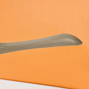 Cintres personnalisés en velours durable avec crochet rond doré Mannequins de veste habillée et de manteau peu encombrant - Product Image 4