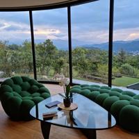 Villa préfabriquée moderne de style rond, nouvelle conception de structure en acier léger, caractéristique imperméable pour les hôtels ou les mini-maisons