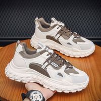 Nouvelles baskets décontractées pour hommes, style Hong Kong, polyvalentes, blanches, à semelle épaisse, tendance influenceur, prix de gros