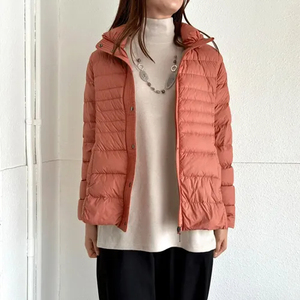 Nuevo diseño de moda, chaleco acolchado de invierno para mujer, chaqueta sin mangas de nailon acolchado - Product Image 1