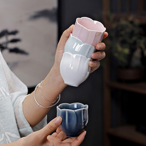 Tasse à thé en céramique de couleur unie, design pétale de lotus, en porcelaine, pour usage domestique, tasse cadeau - Product Image 2