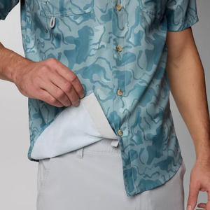 เสื้อเชิ้ตตกปลาพิมพ์ลายปลา ดีไซน์แบบมีรูระบายอากาศ ป้องกันแสงแดด SPF 50 สำหรับทำงาน ออกแบบลายพรางดิจิทัลระดับไฮเอนด์ ติดกระดุม - Product Image 6