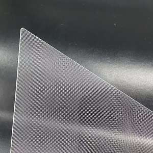 Luminaire suspendu en acrylique en forme de triangle équilatéral personnalisé avec LED à haute luminosité et design personnalisable - Product Image 3