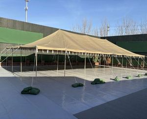 Carpa de Camping Personalizada de Lona Resistente para 30-40 Personas, de 12x6 Metros, con un Dormitorio, para las Cuatro Estaciones, Impermeable, Fácil de Montar - Product Image 3