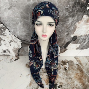 <span class=keywords><strong>Foulard</strong></span> con viscosa estiva di colore scuro con disegno floreale da donna alla moda copricapo personalizzato sciarpa Pre-legata - Product Image 2