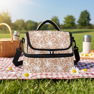 Customized Puakenikeni Floral Print Portable Thermal Lunch Reusable Tote Bag Recyclable Insulated Cooler Bag for School Snark - Product Image 1