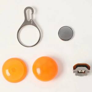 OEM Modernes Luxus-LED-Leuchthalsband für Hunde und Katzen mit Leuchtanhänger, Wasserdicht & Wiederaufladbar, Anti-Verlust Haustier-Blitzanhänger - Product Image 6