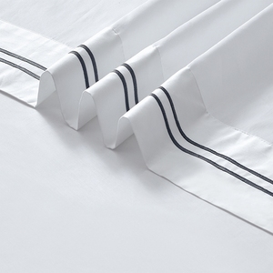 Set di <span class=keywords><strong>Lenzuola</strong></span> per Hotel RANCHO Bianche Ricamate, Certificate OEKO-TEX, Misura Queen/King, Lussuoso Set di 4 Pezzi in Microfibra - Product Image 5