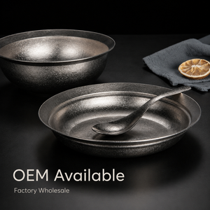 Service de table rond en métal minimaliste, finition givrée, durable, compatible lave-vaisselle, OEM disponible, vente en gros usine - Product Image 1