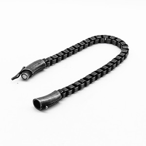 Yunnique-pulsera con cadena de motocicleta estilo punk europeo americano, cierre magnético de acero y titanio negro, joyería Unisex - Product Image 2