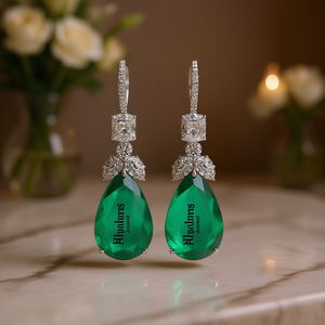 Orecchini Alphaluxs con Diamanti Verdi in Oro Bianco, Taglio a Pera, Colore D, Naturali Certificati GIA, Gioielli di Lusso da Sposa per Donna - Product Image 2