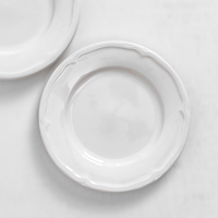 Service de table en porcelaine gaufrée de luxe moderne avec incrustations or blanc, étanche, design personnalisé, pour restaurant