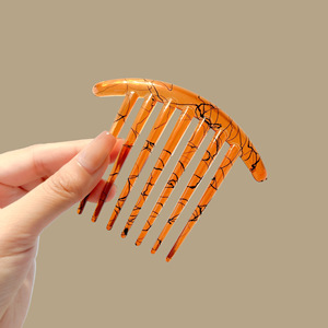 CLARMER时尚新款设计7齿豹纹塑料发梳女式头饰发饰 - Product Image 5