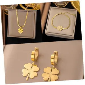 Wholesale 2024 New Arrival Stainless Steel Non Fading Waterproof Lucky 4 Leaf Clover Jewelry Set For Women