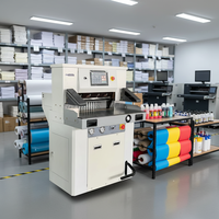 Cortadora de Papel de Alta Resistencia CP6810L Altamente Recomendada con Tecnología de Frecuencia Variable, Máquina Hidráulica para Cortar Papel