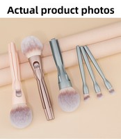 Nouvel ensemble de pinceaux de maquillage pour le visage 4-en-1, format voyage pratique, à fixation magnétique, en fibres synthétiques, avec manche en plastique, pour poudre libre