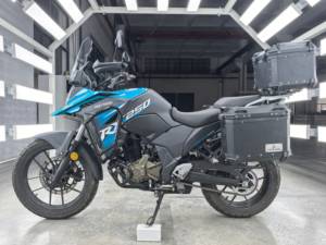 <span class=keywords><strong>Moto</strong></span> Fuoristrada ad Alte Prestazioni Fast Rider Panzer RX250 con <span class=keywords><strong>Bauletti</strong></span> <span class=keywords><strong>Laterali</strong></span> e Top Case, 100-200CC, Avventura a Benzina per Adulti - Product Image 2