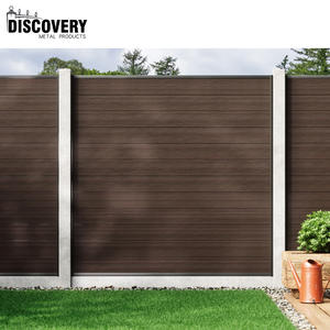 Panneaux de clôture modernes <span class=keywords><strong>en</strong></span> composite de grain de <span class=keywords><strong>bois</strong></span> WPC modèle 3D cadre <span class=keywords><strong>en</strong></span> aluminium pour jardin extérieur piscine sécurité clôture de confidentialité - Product Image 4