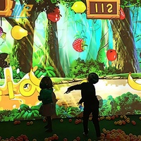 Mur interactif pour enfants : Jeu de projection murale pour centre commercial, jeu de frappe de ballon à réponse rapide pour enfants