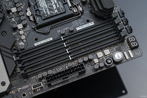 MAXIMUS XIII H E R O เมนบอร์ดรองรับซีพียู 11900K/11700K ซ็อกเก็ตซีพียู DVI VGA รูปแบบ PCI หน่วยความจำเมนบอร์ด - Product Image 5