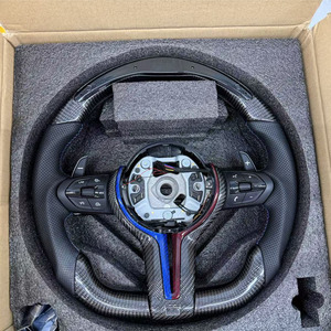 Volant en cuir personnalisé en fibre de carbone avec écran LED pour F20 F30 F32 F36 F80 F82 - Product Image 2