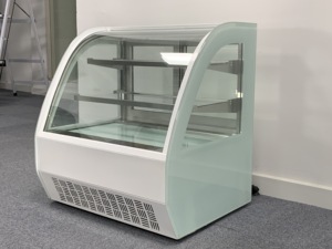 ตู้เย็นขนาดเล็กสำหรับโชว์เค้กขนมอบที่ทำจากแก้วทรงโค้งของ Sm2 - Product Image 2