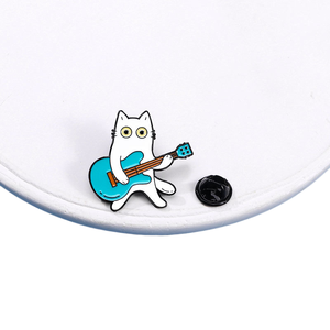 Broche de Gato de Dibujos Animados, Serie Orquesta Sinfónica, Combinación de Violín y Piano, Insignia de Aleación de Zinc Dorada, Regalo, Accesorios para Instrumentos Musicales - Product Image 4