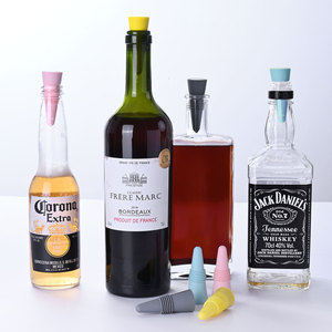 Lot de quatre bouchons de bouteille de vin réutilisables en silicone de qualité alimentaire avec joint hermétique, accessoires de bar, coffret multicolore - Product Image 4