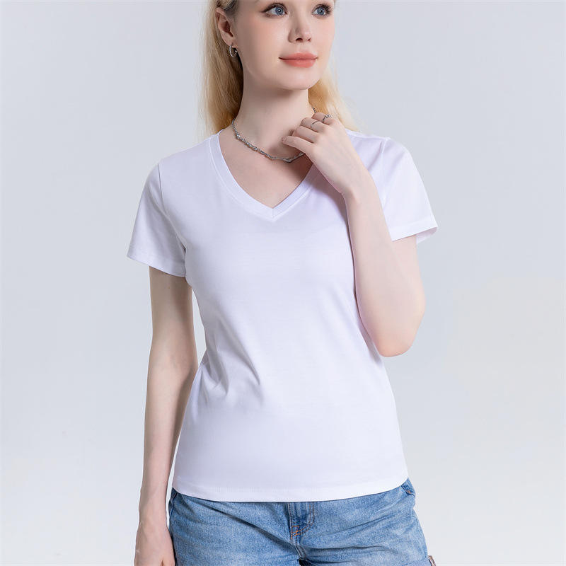 เสื้อคอวีสีขาว