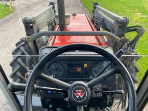 Tracteur agricole d'occasion de 90 ch à vendre - Product Image 6