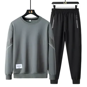 Vente en gros Survêtements coupe-vent survêtements personnalisés ensemble essentiel en coton à capuche pour hommes survêtements pour hommes