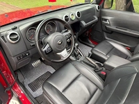 Подержанный внедорожник Beijing BJ40, бензиновый, автомат, турбо, левый руль, кожаные сиденья, светодиодные фары, люк, б/у автомобиль