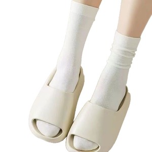 Women's Mid-Calf Slouch Socks Solid Color Non-Binding Breathable All-Season Sleep Socks For Daily Wear - Product Image 5